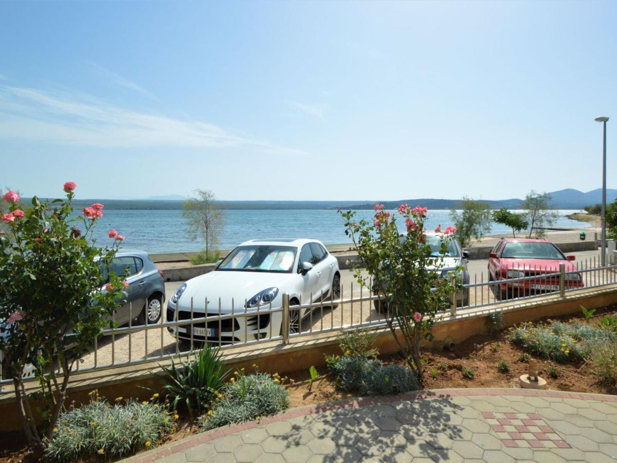 Apartment Ivana-4 By Interhome Raslina Exterior foto