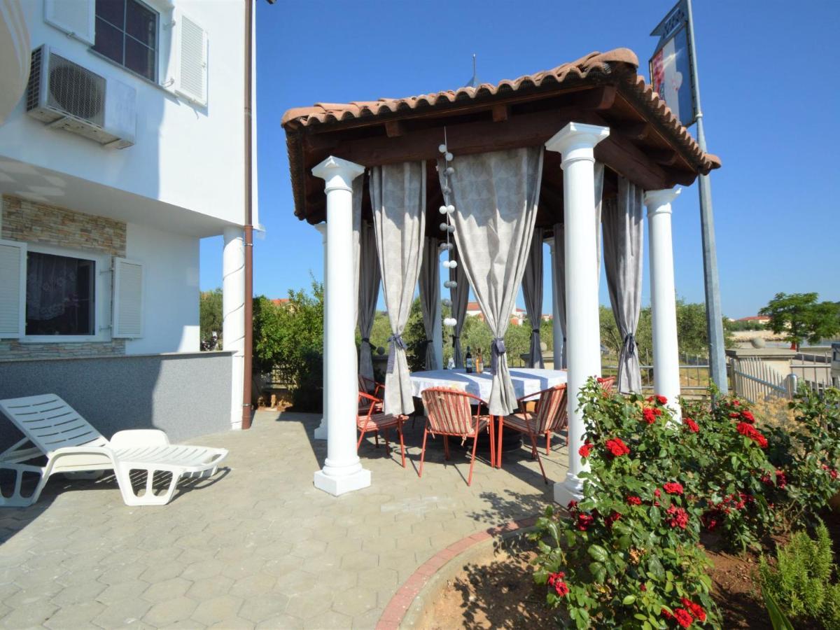 Apartment Ivana-4 By Interhome Raslina Exterior foto